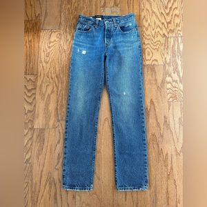 Removing on Friday! BNWT Levi’s 501 Original Jeans 25x30